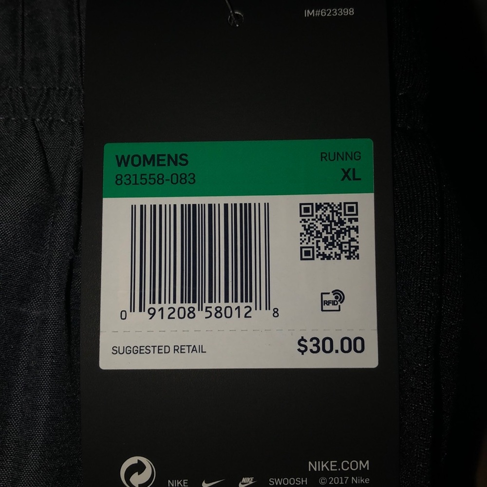 Women’s Nike Dry Fit running shorts - Picture 3 of 3